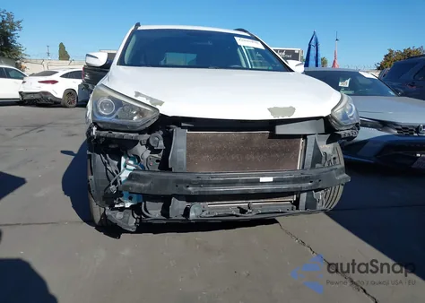 2017 Hyundai Santa Fe Sport 2.4L from USA, damaged, VIN 5XYZU3LB7HG444735